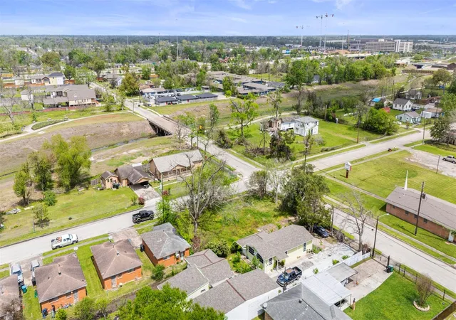 5th image of 4921 Wipprecht St, Houston, TX 77026 | MLS# 58060430
