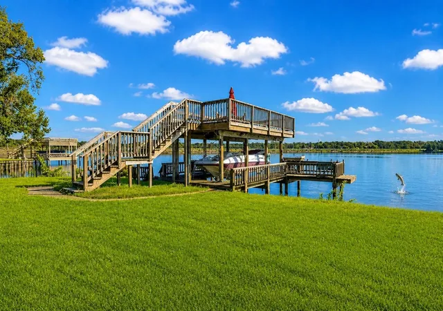 4th image of 111 7Th Ave, Onalaska, TX 77360 | MLS# 65678688