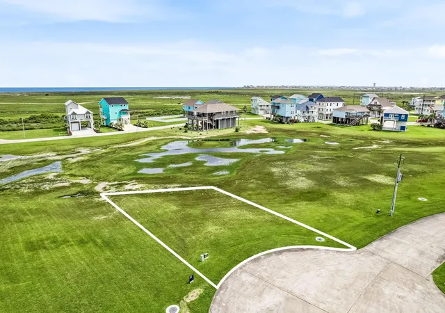 Photo 3 of Land for sale at 3807 Carmel Ct, Galveston, TX 77554 | MLS# 35863935 | Listing updated on 2026-09-17