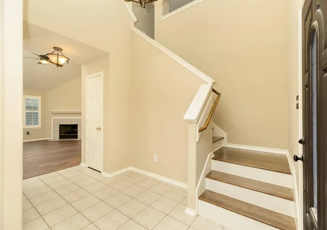 Photo 4 of Single family home for sale at 413 Sun River Ln, League City, TX 77539 | MLS# 41468252 | Listing updated on 2026-09-22