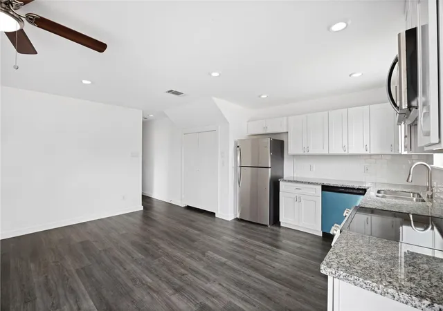Photo 3 of Sale Pending at 9241 Seeker St, Houston, TX 77028 | MLS# 9823672 | Listing updated on 2026-09-10