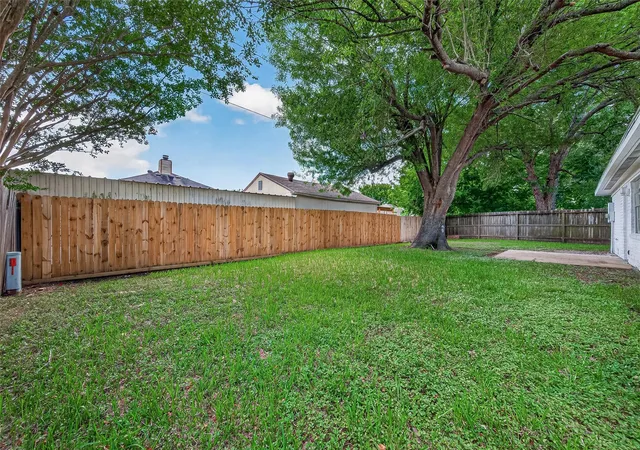 37th image of 1415 Whispering Pine Dr, Missouri City, TX 77489 | MLS# 461499
