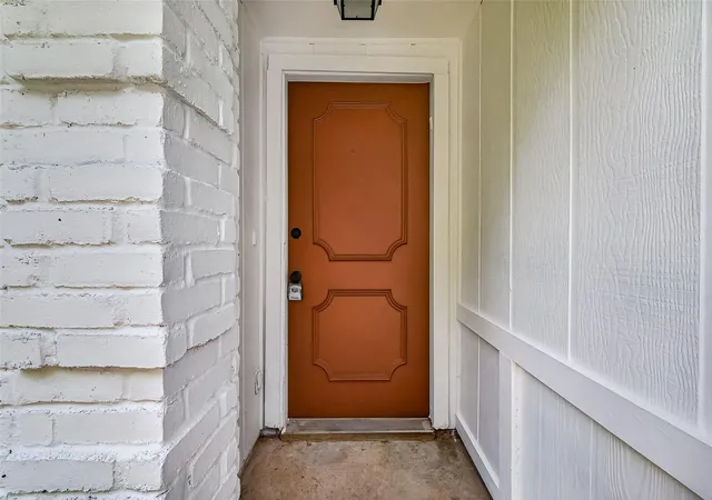 5th image of 1415 Whispering Pine Dr, Missouri City, TX 77489 | MLS# 461499