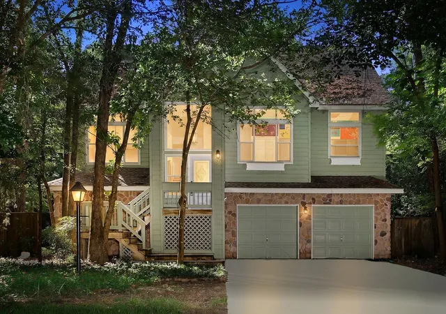Photo 1 of Sale Pending at 7 W Misty Morning Tr, Spring, TX 77381 | MLS# 63391127 | Listing updated on 2026-09-07