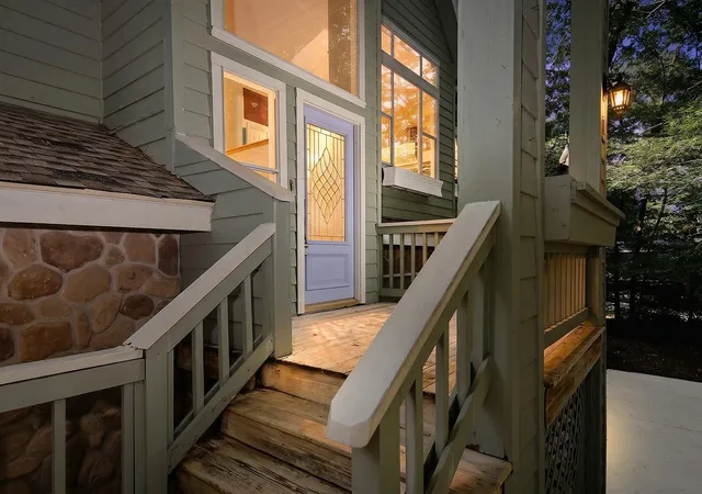 Photo 2 of Sale Pending at 7 W Misty Morning Tr, Spring, TX 77381 | MLS# 63391127 | Listing updated on 2026-09-07