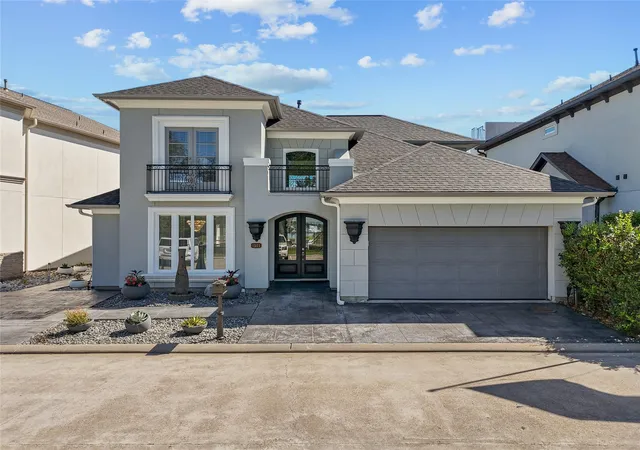 Photo 1 of Sale Pending at 1511 Waterside Dr, League City, TX 77573 | MLS# 54885202 | Listing updated on 2026-09-19