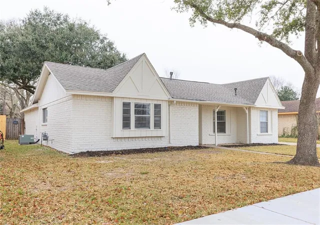 Photo 2 of Single family home for sale at 3206 Cherry Crk Dr, Missouri City, TX 77459 | MLS# 19255125 | Listing updated on 2026-06-05