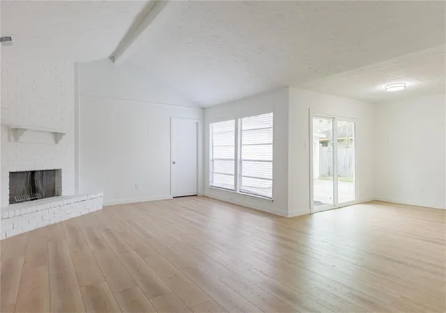 Photo 3 of Single family home for sale at 3206 Cherry Crk Dr, Missouri City, TX 77459 | MLS# 19255125 | Listing updated on 2026-06-05