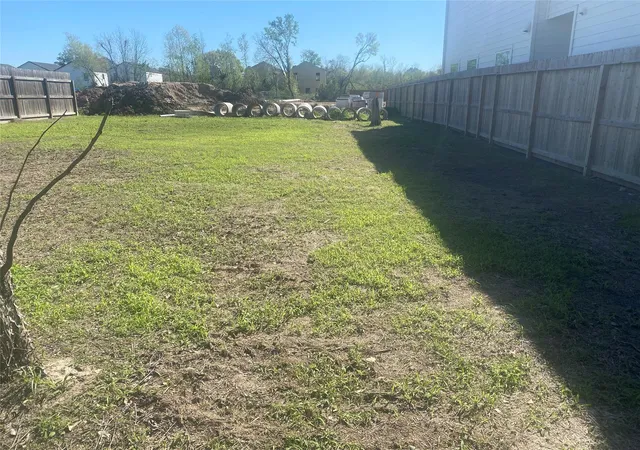 Land for sale at 5806 Balbo St, Houston, TX 77091 | MLS# 36061330
