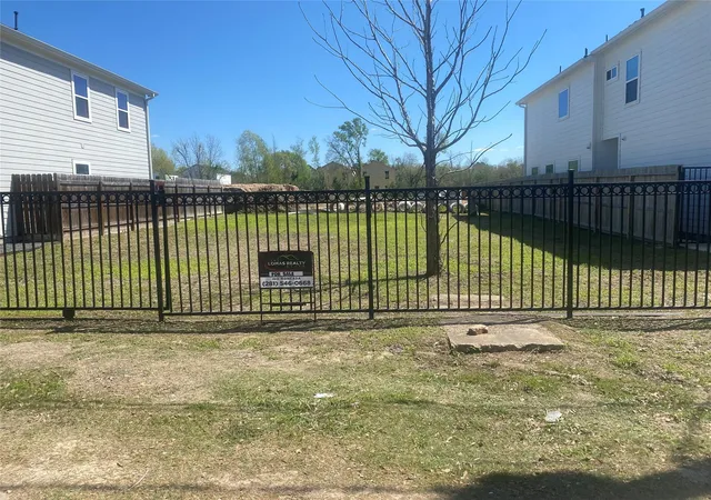 Photo 3 of Land for sale at 5806 Balbo St, Houston, TX 77091 | MLS# 36061330 | Listing updated on 2026-03-18