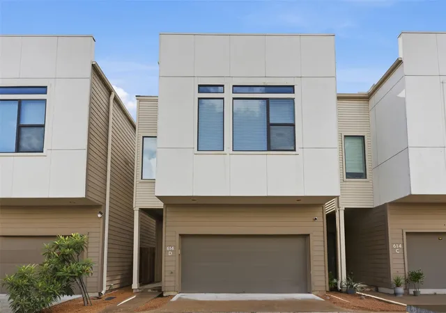 2nd image of 614 Thornton Rd #D, Houston, TX 77018 | MLS# 72210521