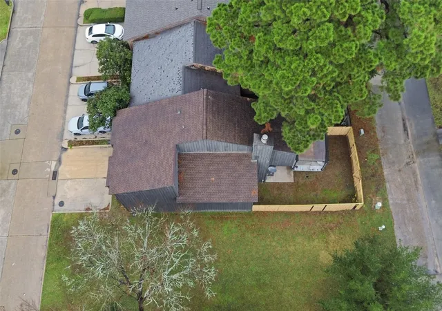 Photo 3 of Townhouse for sale at 3226 Poe Dr, Montgomery, TX 77356 | MLS# 25659148 | Listing updated on 2026-07-31
