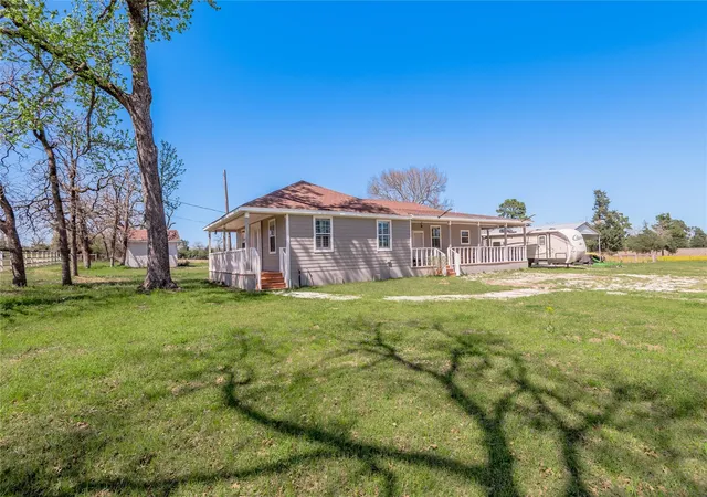 1st image of 3006 County Road 204, Centerville, TX 75833 | MLS# 93159096