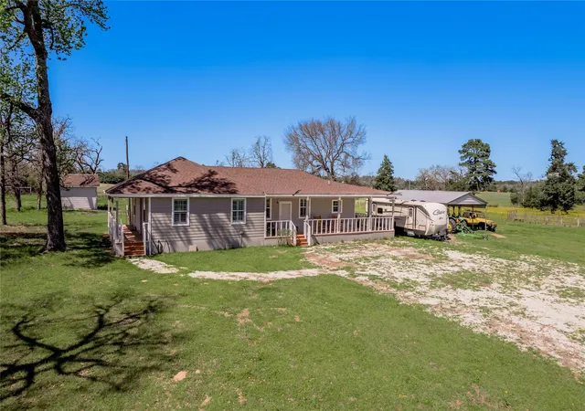 3rd image of 3006 County Road 204, Centerville, TX 75833 | MLS# 93159096