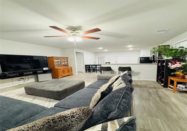 3rd image of 24702 Russet Bluff Trl, Houston, TX 77336 | MLS# 48089362