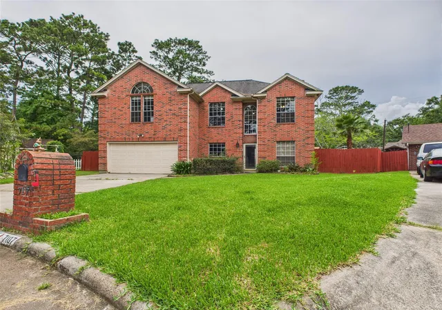 Photo 2 of Single family home for sale at 7107 Seminole St, Baytown, TX 77521 | MLS# 71122250 | Listing updated on 2026-08-13