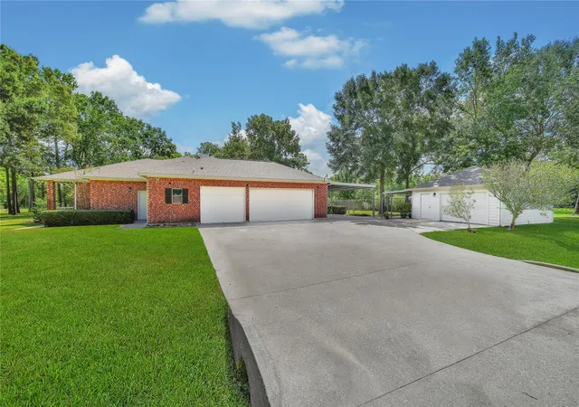 2nd image of 1125 W Stroker Rd #1125, Crosby, TX 77532 | MLS# 56460373