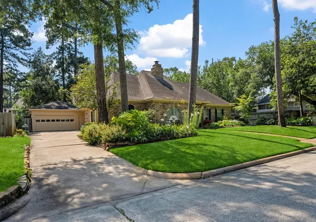 Homes for sale in Kingwood, TX | 1723 Hidden Villas Dr, Kingwood, TX 77339 | MLS# 53195161