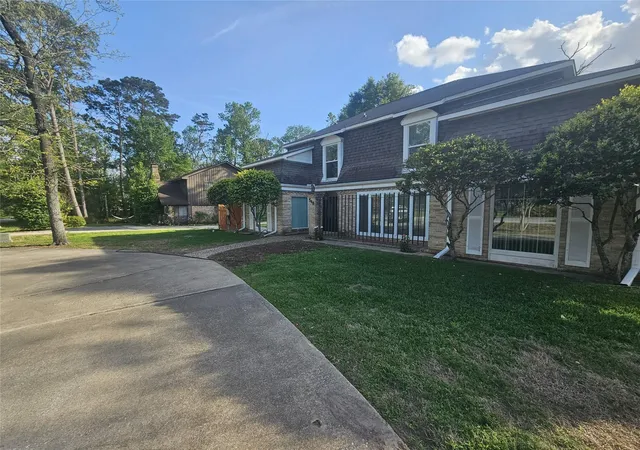 Photo 1 of Single family home for sale at 548 River Plantation Dr, Conroe, TX 77302 | MLS# 89741679 | Listing updated on 2026-09-16