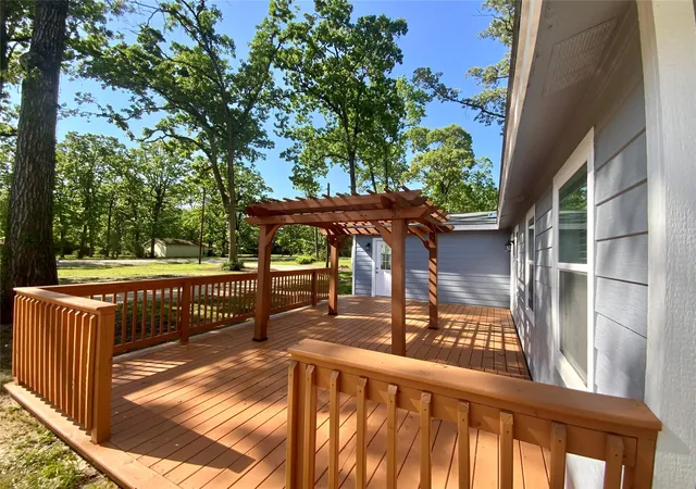 3rd image of 172 Pine Needle St, Onalaska, TX 77360 | MLS# 69267079