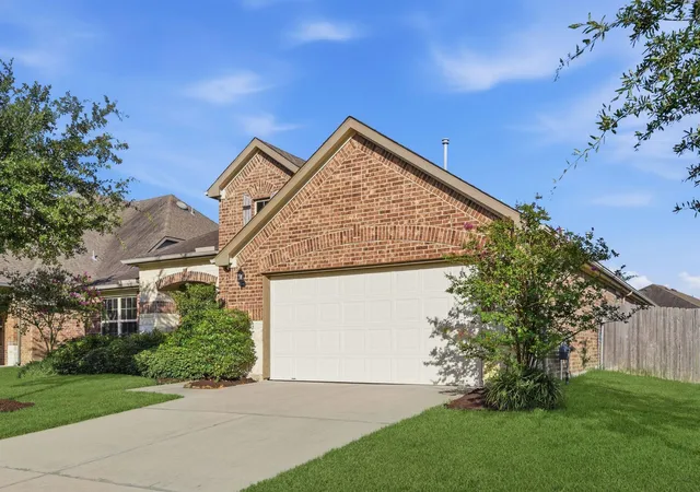Photo 2 of Single family home for sale at 5214 Gerent Ln, Katy, TX 77493 | MLS# 11653326 | Listing updated on 2026-09-19