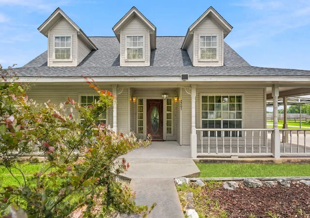 1st image of 2203 Shouse Rd, Santa Fe, TX 77510 | MLS# 67533024