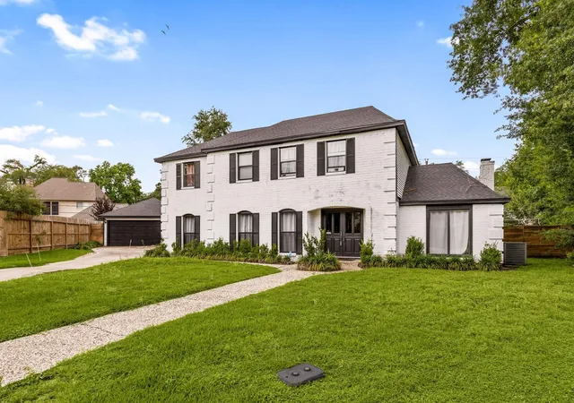 Photo 3 of Single family home for sale at 15811 Mindywood Ct, Houston, TX 77068 | MLS# 89303761 | Listing updated on 2026-06-08