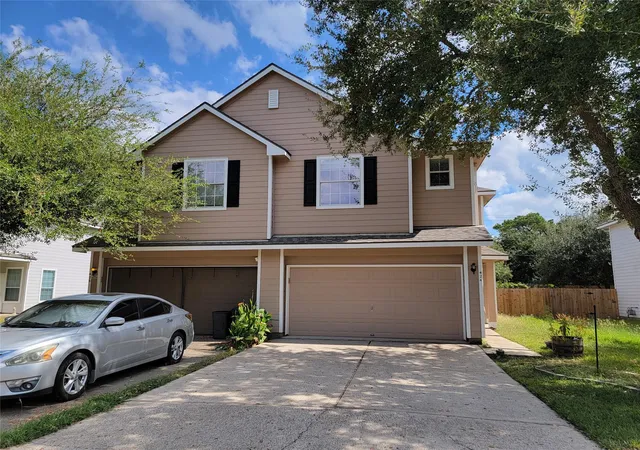 1st image of 424 Folk Crest Ln, Dickinson, TX 77539 | MLS# 11493129