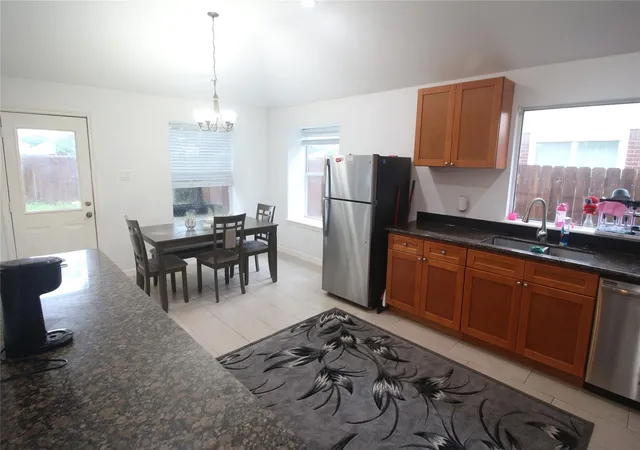 Photo 3 of Single family home for sale at 21506 Wellsford Glen Dr, Katy, TX 77449 | MLS# 983314 | Listing updated on 2026-09-15