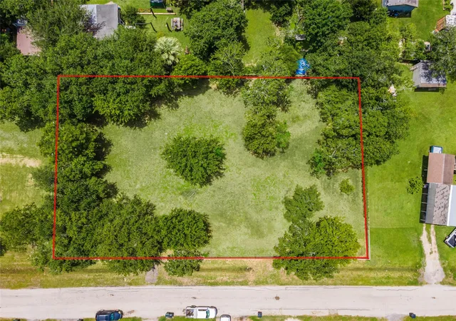 1st image of 410 416 7th St, San Leon, TX 77539 | MLS# 97694606