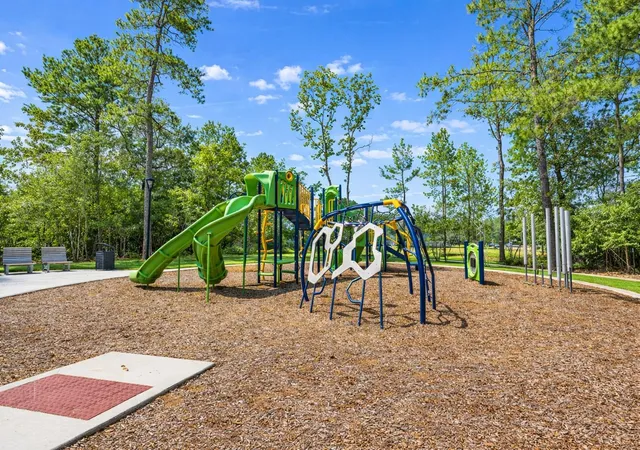 Photo 16 of Single family home for sale at 636 Spring Ashberry Ct, Magnolia, TX 77354 | MLS# 36098799 | Listing updated on 2026-09-15