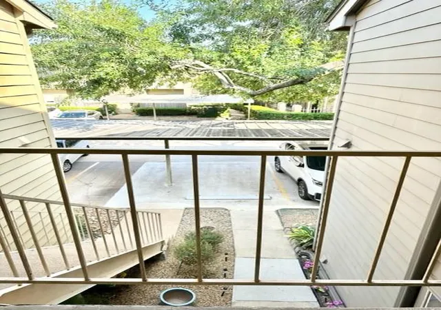 Condominium at 11201 Lynbrook Dr #3508, Houston, TX 77042 | MLS# 59242028 | | Sold on 2022-11-04