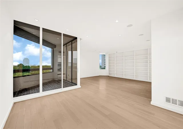 Photo 2 of Sale Pending at 5555 Del Monte Dr #702, Houston, TX 77056 | MLS# 96644083 | Listing updated on 2026-08-25