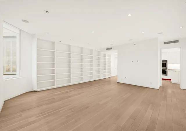 Photo 3 of Sale Pending at 5555 Del Monte Dr #702, Houston, TX 77056 | MLS# 96644083 | Listing updated on 2026-08-25