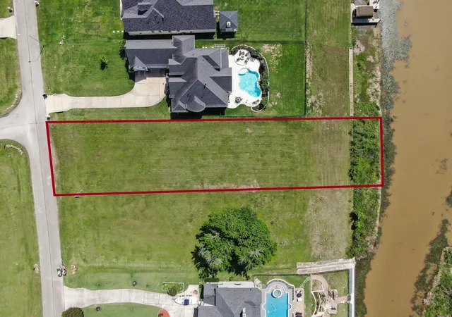 Photo 3 of Land for sale at 11617 Grand View Dr, Montgomery, TX 77356 | MLS# 15250413 | Listing updated on 2026-07-17