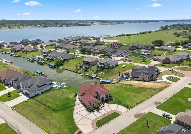 4th image of 10896 Decatur St, Willis, TX 77318 | MLS# 27273692