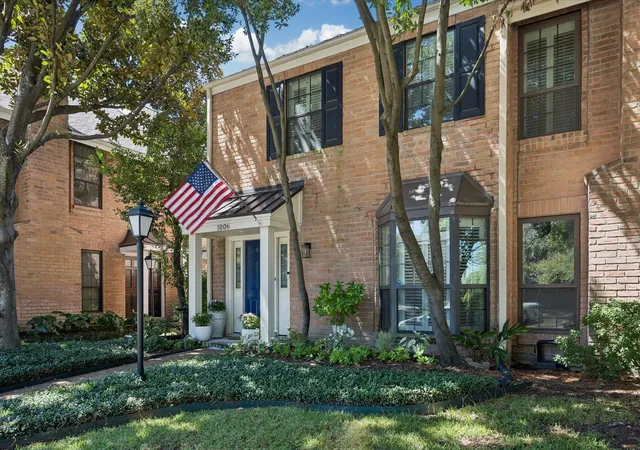 5th image of 1006 Augusta Dr #123, Houston, TX 77057 | MLS# 29586805