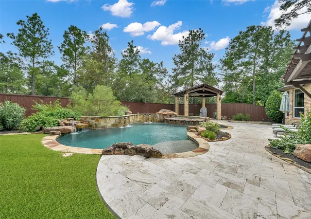 Homes for sale in Spring, TX | 95 S Shimmering Aspen Cir, Spring, TX 77389 | MLS# 44512349