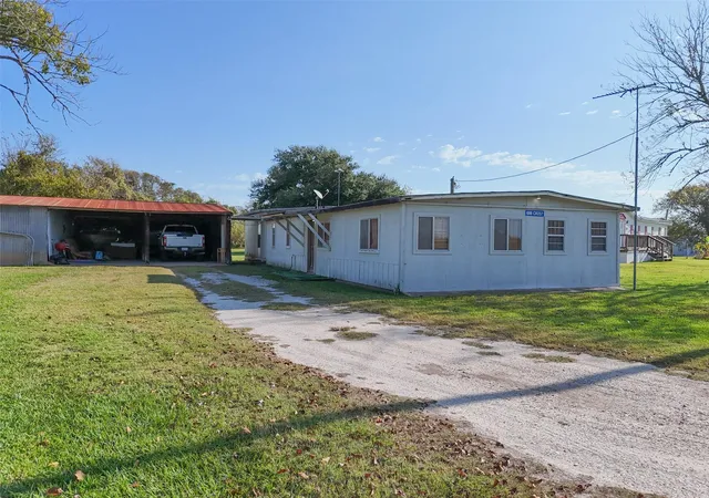 Homes for sale in Matagorda, TX | 686 County Road 257, Matagorda, TX 77457 | MLS# 43732700