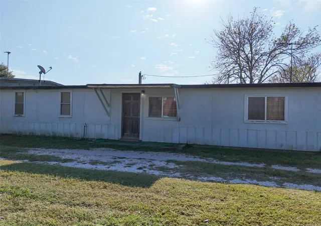 Homes for sale in Matagorda, TX | 686 County Road 257, Matagorda, TX 77457 | MLS# 43732700