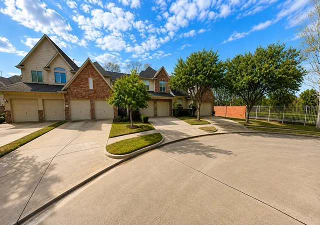 1st image of 2219 Ridge Wood Ln, Sugar Land, TX 77479 | MLS# 51146925