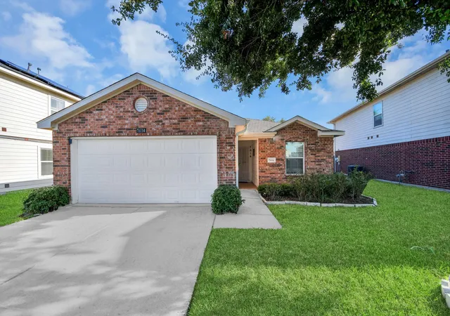 Photo 2 of Single family home for sale at 7614 Childersburg Ct, Richmond, TX 77407 | MLS# 94801412 | Listing updated on 2026-08-27