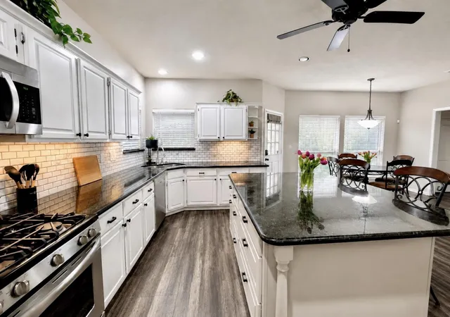 Photo 4 of Single family home for sale at 10923 Hickory Tree Ct, Houston, TX 77065 | MLS# 3584861 | Listing updated on 2026-09-10