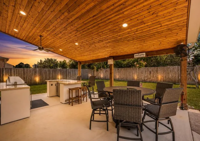 2nd image of 13859 Shoreline Dr, Willis, TX 77318 | MLS# 62439209