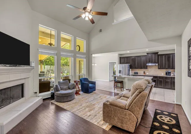 Photo 3 of Sale Pending at 13859 Shoreline Dr, Willis, TX 77318 | MLS# 62439209 | Listing updated on 2026-09-21