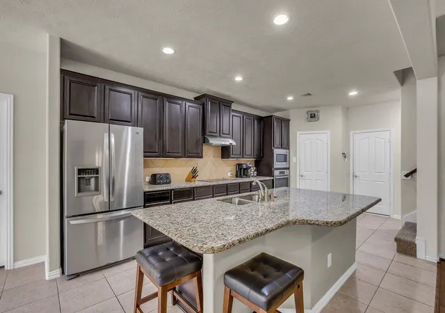 Photo 4 of Sale Pending at 13859 Shoreline Dr, Willis, TX 77318 | MLS# 62439209 | Listing updated on 2026-09-21