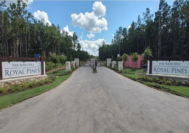 Photo 1 of Land for sale at 107 Henry Stuart Ct, Huntsville, TX 77340 | MLS# 40812830 | Listing updated on 2026-02-06