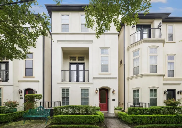 Photo 1 of Single family home for sale at 2614 Capitol St, Houston, TX 77003 | MLS# 56012871 | Listing updated on 2026-09-05