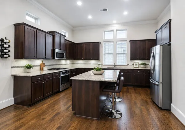 Photo 3 of Single family home for sale at 2614 Capitol St, Houston, TX 77003 | MLS# 56012871 | Listing updated on 2026-09-05