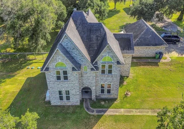 Photo 3 of Single family home for sale at 1314 Remington Ct, Angleton, TX 77515 | MLS# 73738566 | Listing updated on 2026-10-10